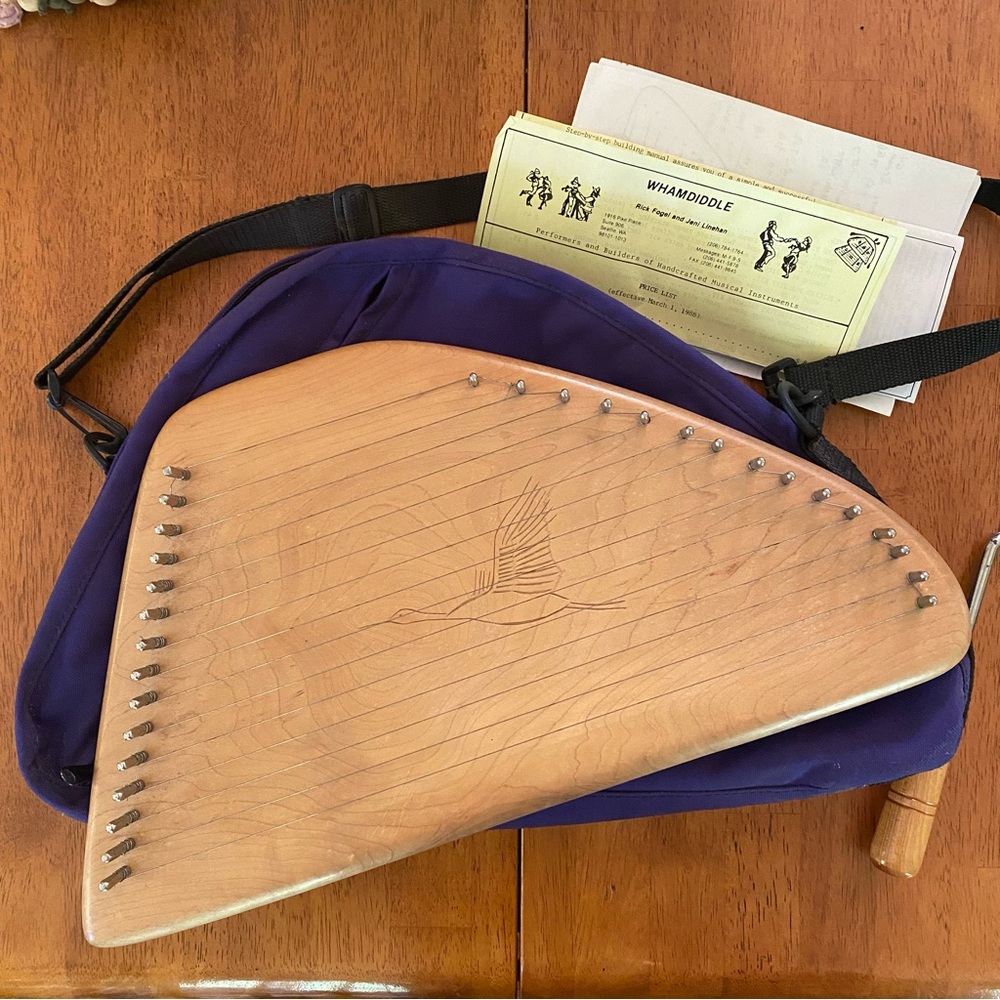 Handcrafted Maple Plucked Psaltery made by Rick Fogel of Whamdiddle